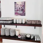 Paradise Hotel 2*