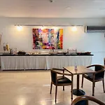 Hotel Paradise 2*