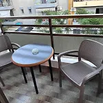 Paradise Hotel 2*
