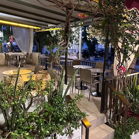 Paradise Szálloda Kosz