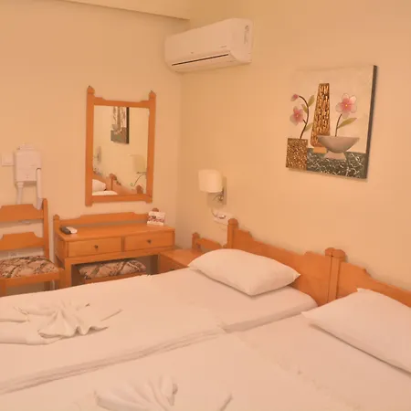 Paradise Szálloda Kosz